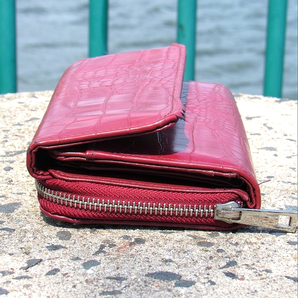 Wallet - Picture 11 of 15